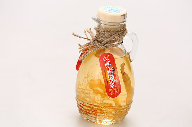 如科鹿鞭人参枸杞酒