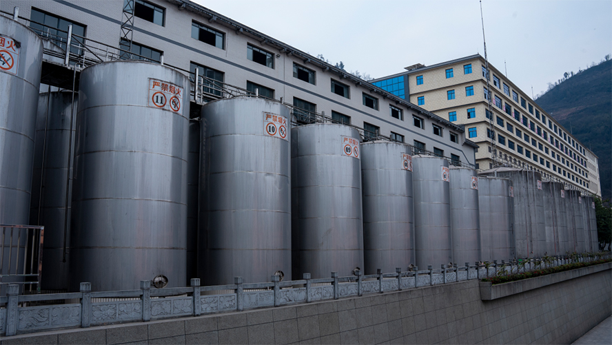 ���ݼ�̨�Ͼ�ҵ